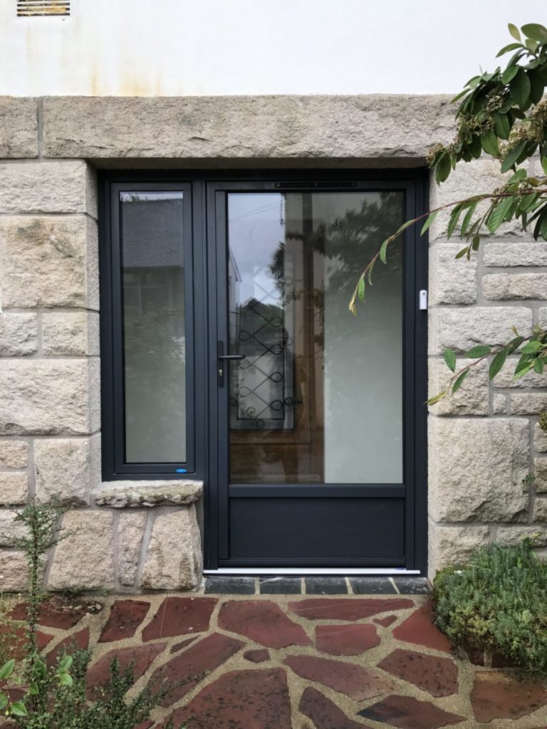 SAS dentree en aluminium a Quimper - Réalisations - Quimper Concarneau