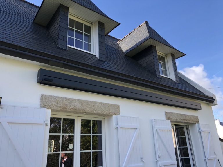 Store banne coffre motorise a Concarneau - Pergolas / Store Bannes - Quimper Concarneau