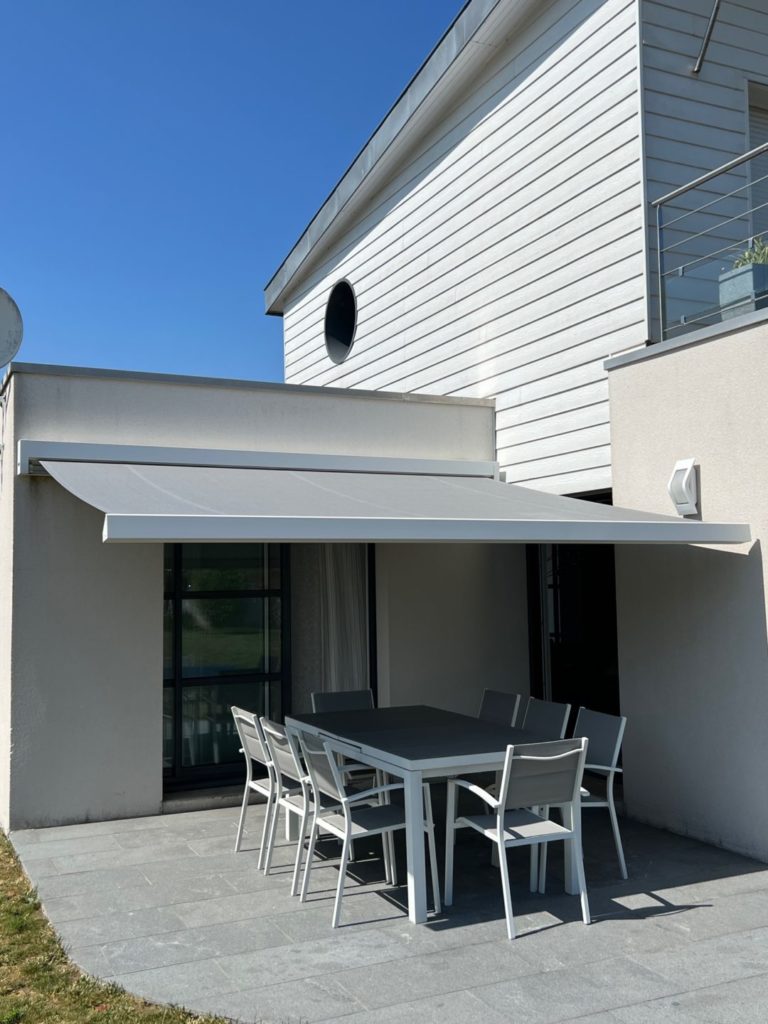 Store banne Harol a lIle Tudy - Réalisations - Quimper Concarneau