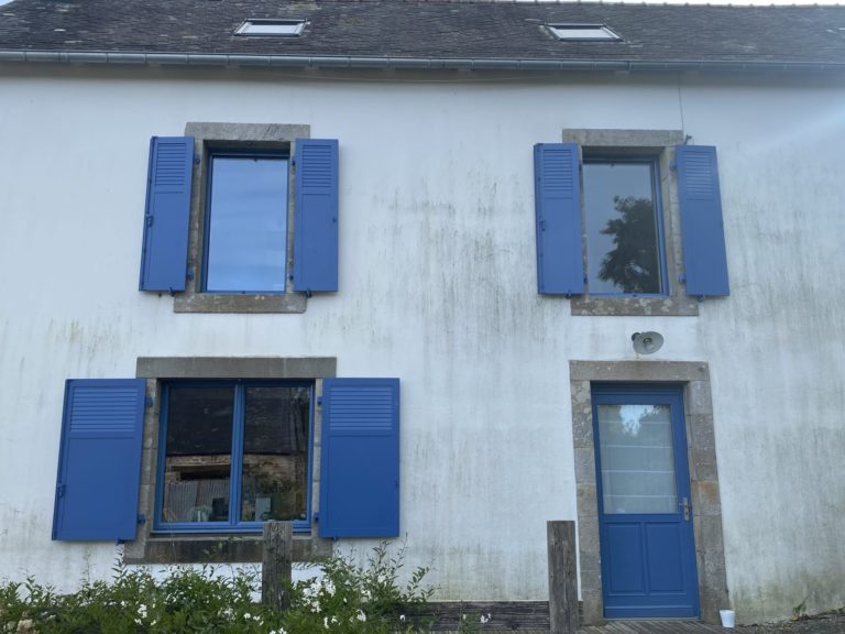 Volet battant aluminium à Pleuven (2)