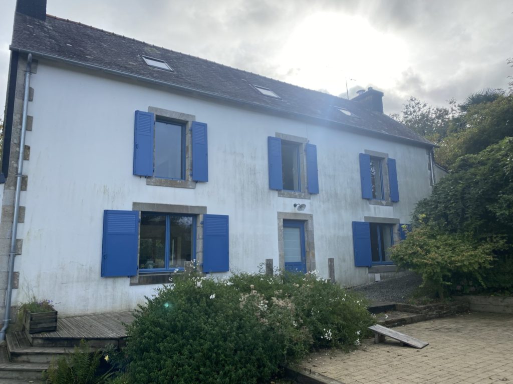 Volet battant aluminium a Pleuven 3 - Réalisations - Quimper Concarneau