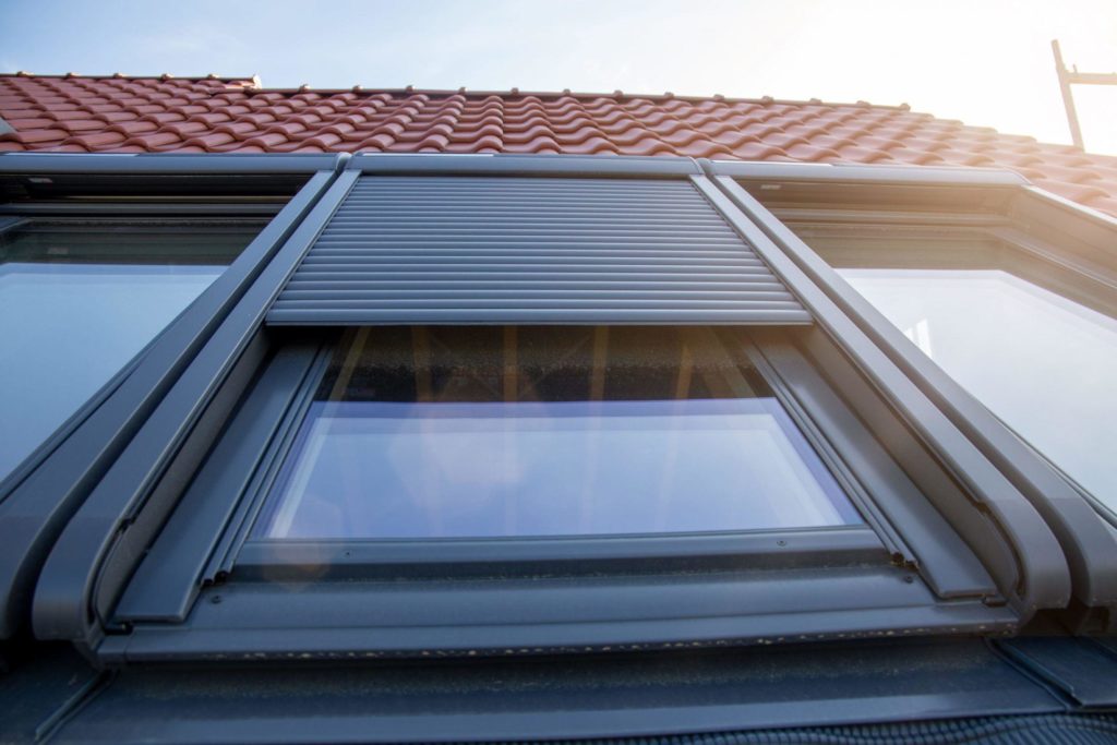 Volets de toit velux - Volets - Quimper Concarneau